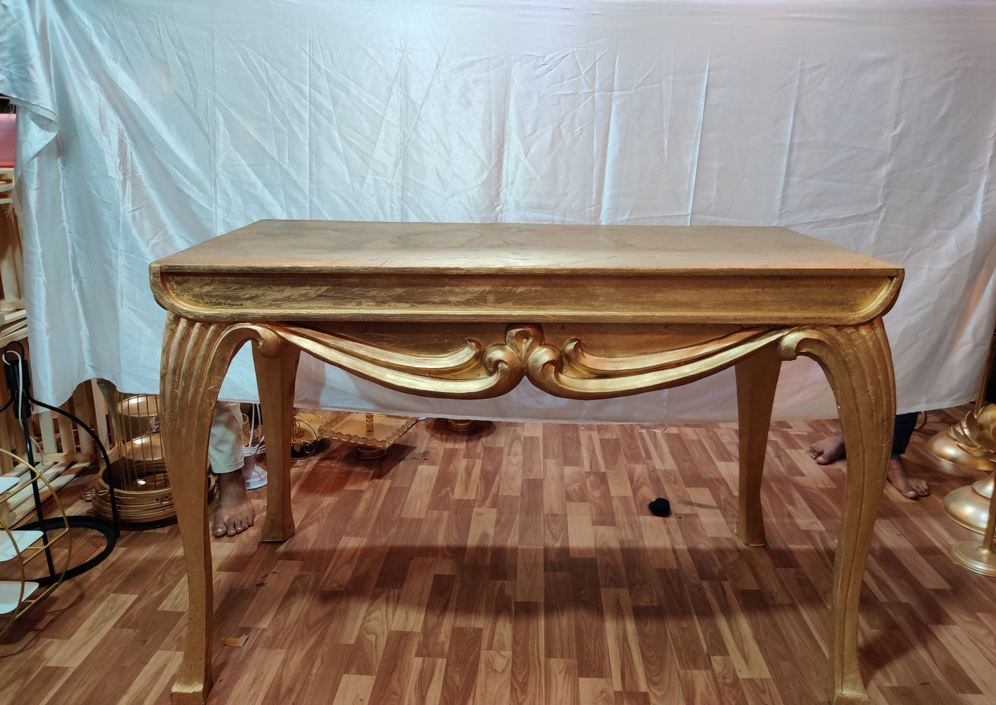CONSOL TABLE