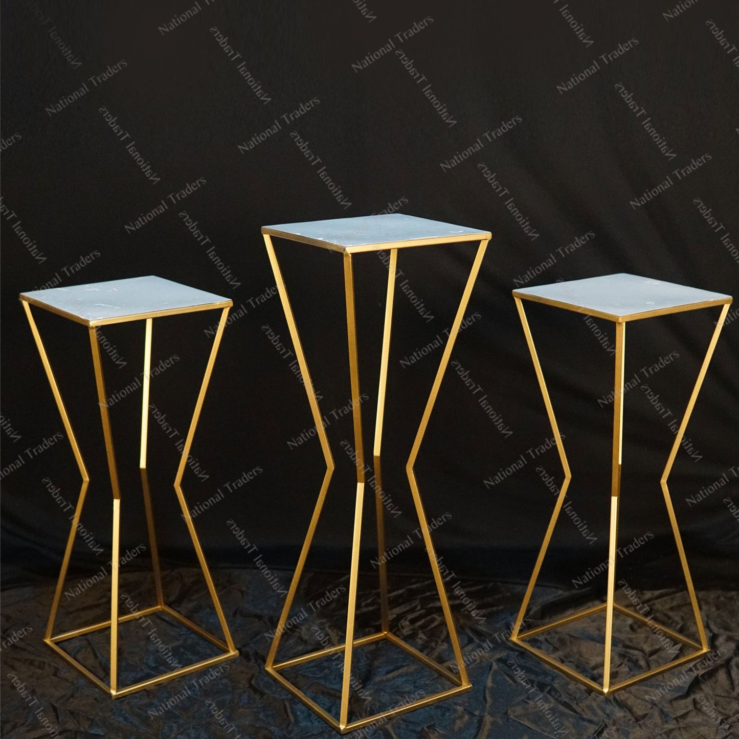 Cake Decor Table