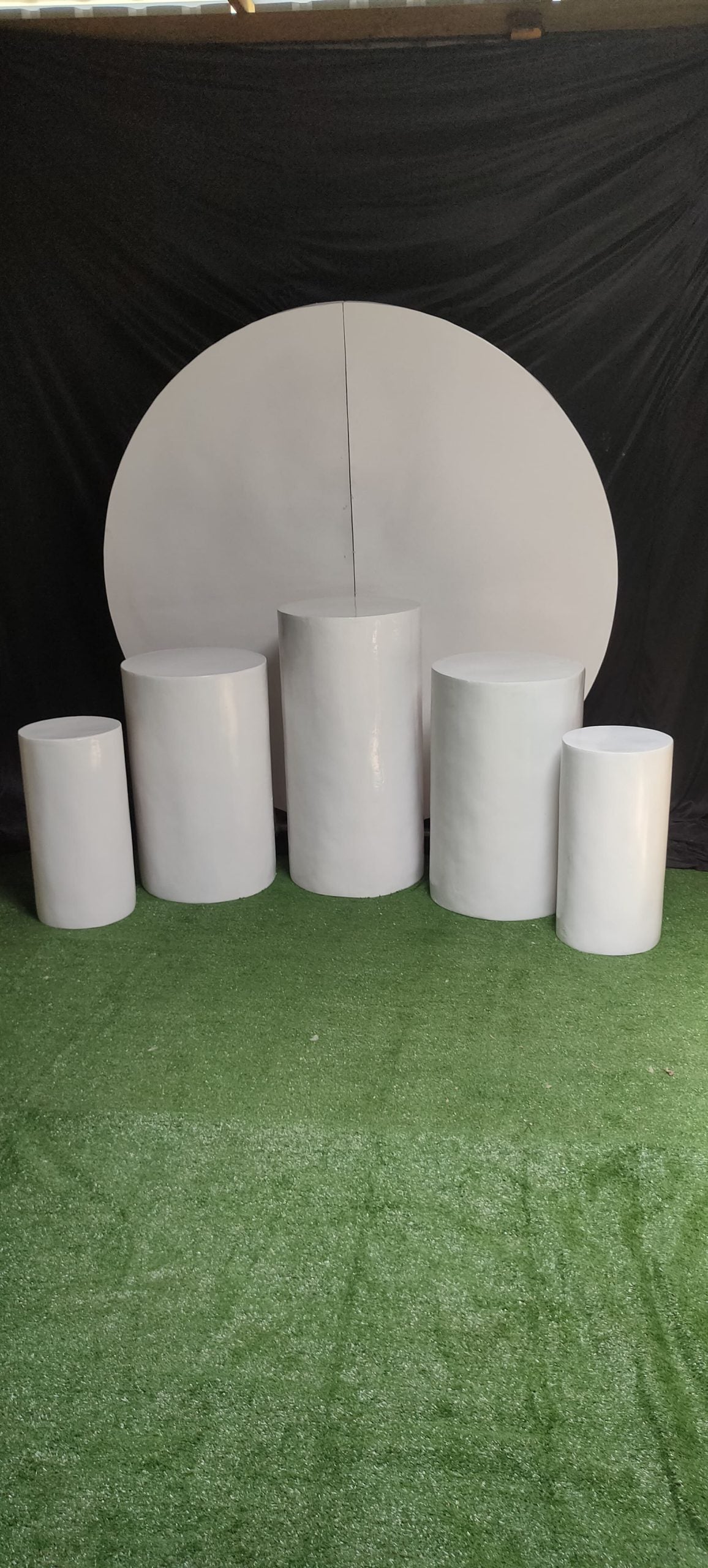 CYLINDRICAL TABLES
