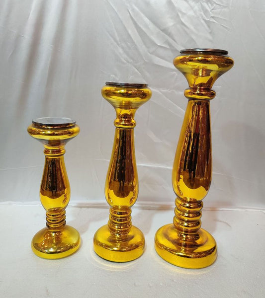GLASS CENTREPIECE