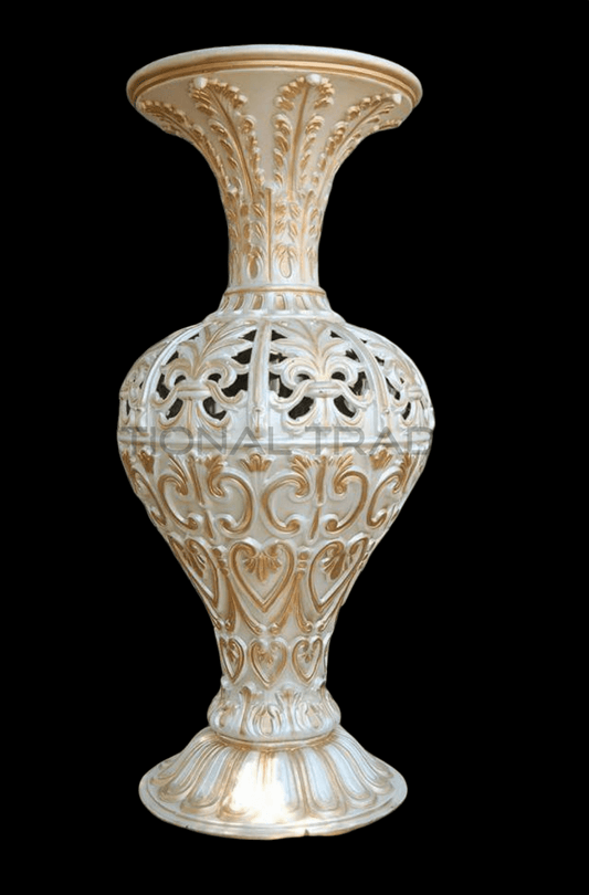 FLOWER POT